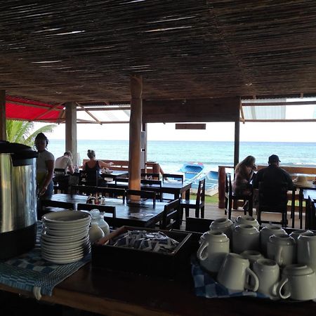 Paraiso Beach Hotel Brig Bay Exterior foto